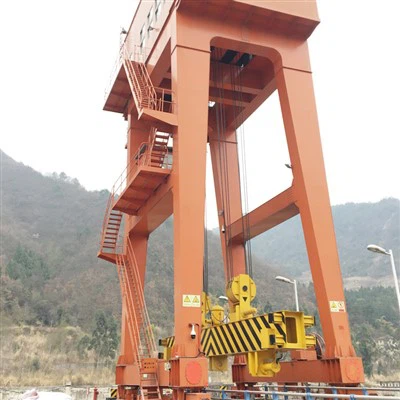 Gru a portale monodirezionale per centrali elettriche